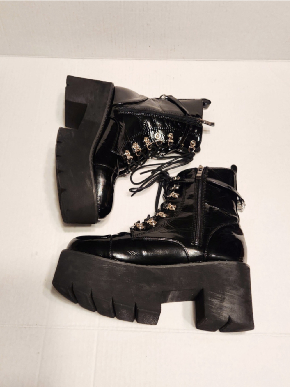 Black High Platform Silver Chain Accent Chunky Gothic Punk Ankle Boots 39/8 - Picture 3 of 12